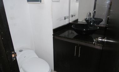 EN VENTA CONSULTORIO EN EDIFICIO CALLE REAL CENTRO DE NEIVA
