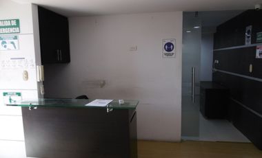 EN VENTA CONSULTORIO EN EDIFICIO CALLE REAL CENTRO DE NEIVA