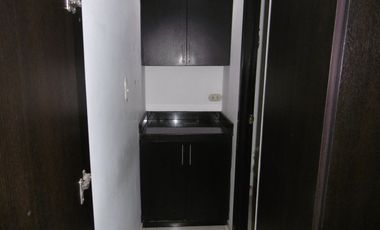 EN VENTA CONSULTORIO EN EDIFICIO CALLE REAL CENTRO DE NEIVA