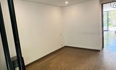 ¡Precio de Oportunidad! Con 200m2, Dos Recamaras con 2.5 Baños.
