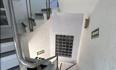 EDIFICIO Y BODEGA EN VENTA EN LA COL. ANZÚRES.