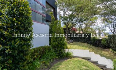 CASA EN VENTA TUMBACO