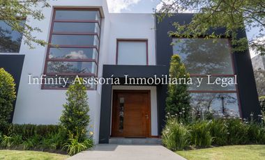 CASA EN VENTA TUMBACO