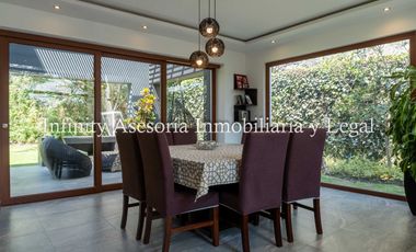 CASA EN VENTA TUMBACO