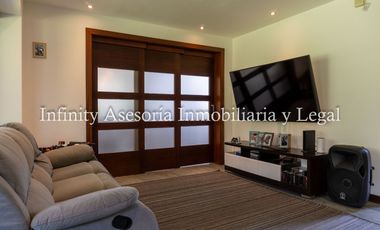 CASA EN VENTA TUMBACO