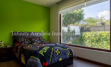 CASA EN VENTA TUMBACO