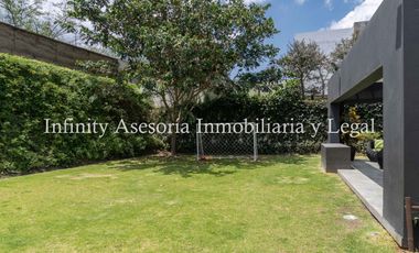 CASA EN VENTA TUMBACO