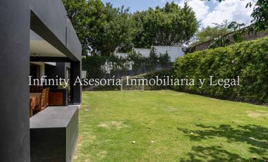 CASA EN VENTA TUMBACO