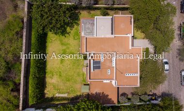 CASA EN VENTA TUMBACO
