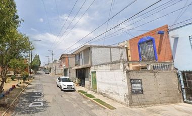 Casa en Remante Bancario.  **Fantástica oportunidad que no puede dejar pasar**