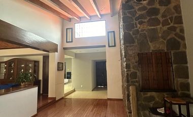 EN VENTA HERMOSA CASA EN UN PISO EN FUENTE DEL ANÁHUAC , VISTAS HERMOSAS
