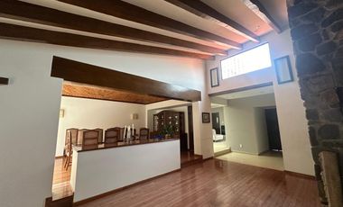 EN VENTA HERMOSA CASA EN UN PISO EN FUENTE DEL ANÁHUAC , VISTAS HERMOSAS