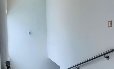 RENTA | CASA MODERNA CON ALBERCA FRACCIONAMIENTO COSTA DE ORO