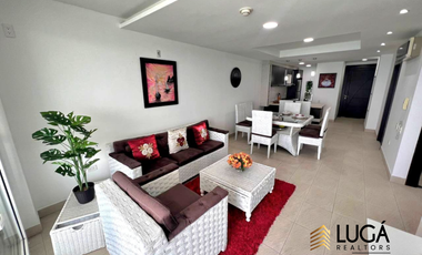 Departamento 2 dormitorios amoblado frente al mar en venta, sector playa Murciélago, Manta Ecuador