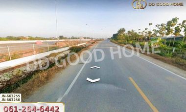 Land in Nakhon Pathom, 185 sq w., near Motorway M81 Bang Yai-Kanchanaburi
