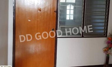 Townhouse, Kulawadee Villa-Tharua Village, Sisaket, near the new Hom Dee Sisaket Market