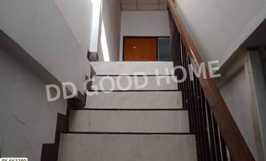 Townhouse, Kulawadee Villa-Tharua Village, Sisaket, near the new Hom Dee Sisaket Market
