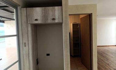 El Mirador. VENTA - Penthouse con estudio, terraza, 2 recamaras