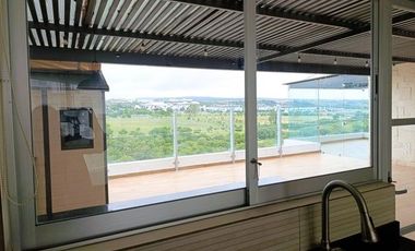 El Mirador. VENTA - Penthouse con estudio, terraza, 2 recamaras