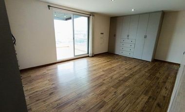 El Mirador. VENTA - Penthouse con estudio, terraza, 2 recamaras