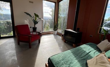Hermosa Casa Amoblada en Parcela
