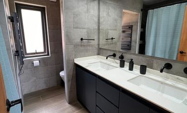 Hermosa Casa Amoblada en Parcela