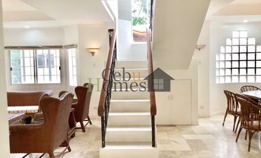 4 Bedroom House with Pool in Maria Luisa for Rent