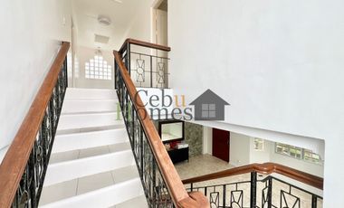 4 Bedroom House with Pool in Maria Luisa for Rent