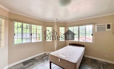 4 Bedroom House with Pool in Maria Luisa for Rent