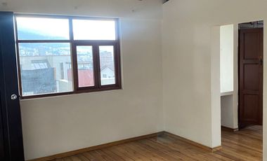 Vendo casa con terreno en el sector del Parque Metropolitano