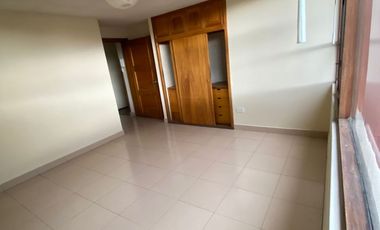Vendo casa con terreno en el sector del Parque Metropolitano