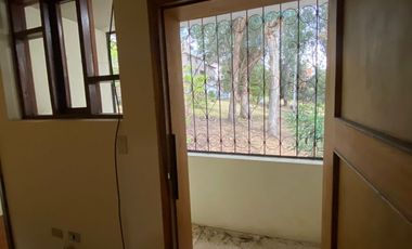 Vendo casa con terreno en el sector del Parque Metropolitano