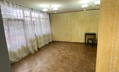 Vendo casa con terreno en el sector del Parque Metropolitano