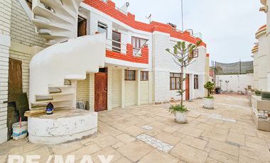 VENTA DE ACOGEDOR DEPARTAMENTO TIPO BUNGALOW CON TERRAZA, EN CONDOMINIO CERRADO PLAYA LOS PULPOS.