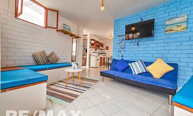 VENTA DE ACOGEDOR DEPARTAMENTO TIPO BUNGALOW CON TERRAZA, EN CONDOMINIO CERRADO PLAYA LOS PULPOS.