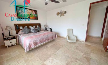 Hermoso departamento en venta en condominio con club de playa