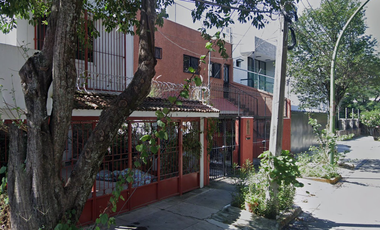 VENTA DE CASA EN ANTONIO VALERIANO, CHAPALITA, ZAPOPAN.
