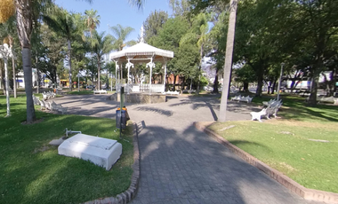 VENTA DE CASA EN ANTONIO VALERIANO, CHAPALITA, ZAPOPAN.