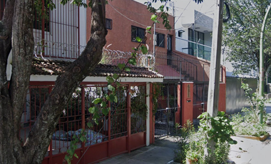 VENTA DE CASA EN ANTONIO VALERIANO, CHAPALITA, ZAPOPAN.