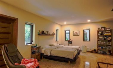 Scandinavian 5 Bedrooms House with Pool for Sale in Alabang West, Las Piñas City