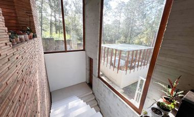 RESIDENCIA EN VENTA – BOSQUES DEL PARAÍSO Privado | Campestre | Seguridad 24/7 | Casa Club  📍 Ubicación: Antes del Km 23