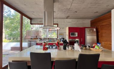 RESIDENCIA EN VENTA – BOSQUES DEL PARAÍSO Privado | Campestre | Seguridad 24/7 | Casa Club  📍 Ubicación: Antes del Km 23