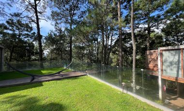 RESIDENCIA EN VENTA – BOSQUES DEL PARAÍSO Privado | Campestre | Seguridad 24/7 | Casa Club  📍 Ubicación: Antes del Km 23