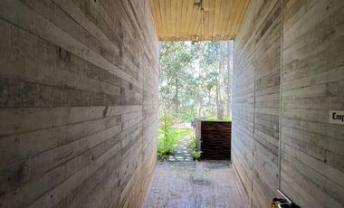 RESIDENCIA EN VENTA – BOSQUES DEL PARAÍSO Privado | Campestre | Seguridad 24/7 | Casa Club  📍 Ubicación: Antes del Km 23