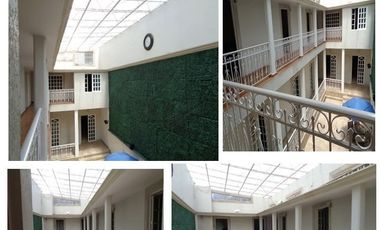 Magnifica CASA con USO de SUELO