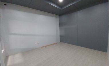 For Sale Modern Design Four (4) Storey Triplex House and Lot in Better Living Parañaque City