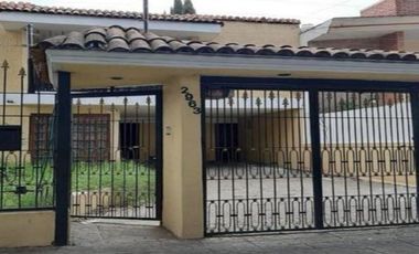 venta hermosa casa en atlas de guadalajara!!!