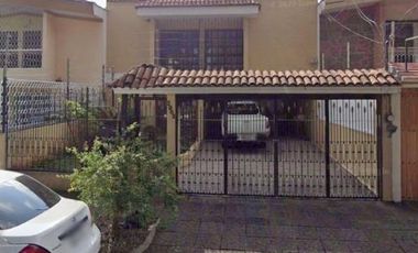venta hermosa casa en atlas de guadalajara!!!