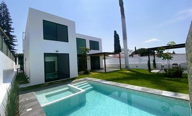 CASA NUEVA EN VENTA EN FRACCIONAMIENTO LOMAS DE COCOYOC, MORELOS