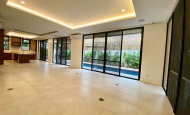 For Sale: 5 Bedrooms House and Lot with Electric Solar Panels in Ayala Alabang Village, Muntinlupa City